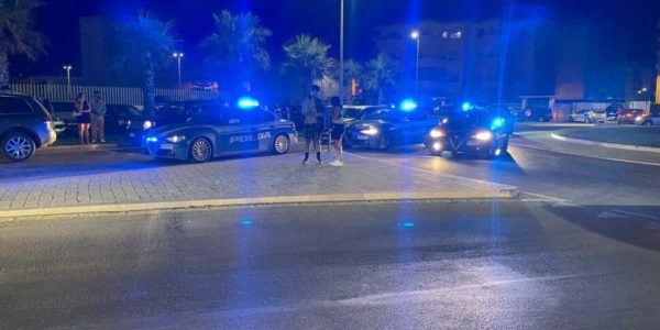 Rissa sul lungomare di Erice, botte e inseguimenti per strada durante la notte