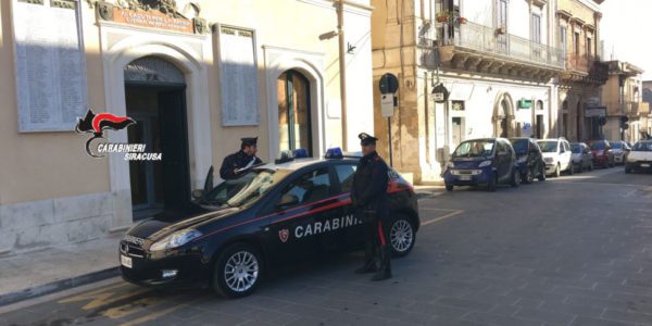 Rosolini, maltratta la madre: la procura allontana un 40enne da casa