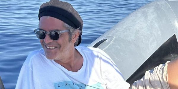 Samuele Bersani torna a Stromboli, che passeggiate in gommone