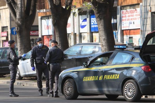 Trovati 144 chili di droga in un box a Palermo, un arresto