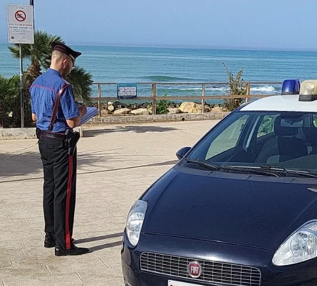 Arrestati tre giovani per rapine a Marina di Ragusa—agosto