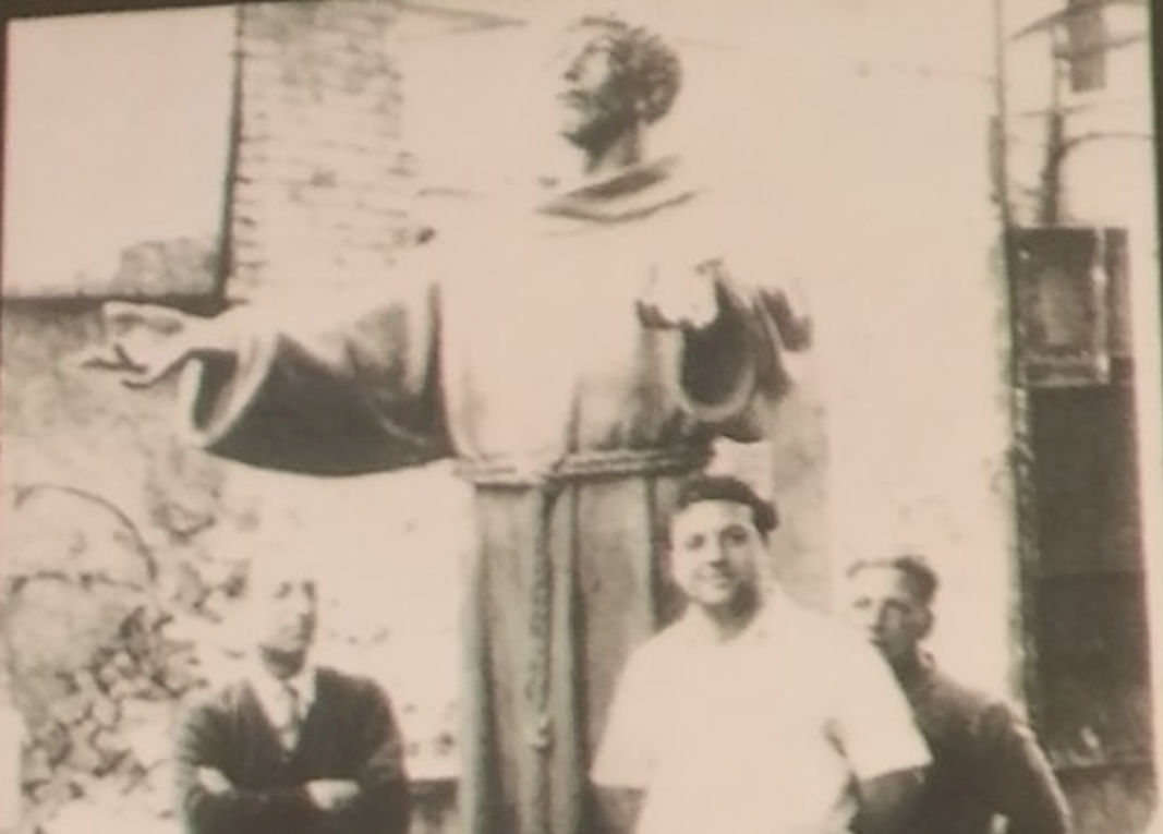 San Francesco d'Assisi a Ragusa: i 70 anni della scultura del maestro Arturo Di Natale