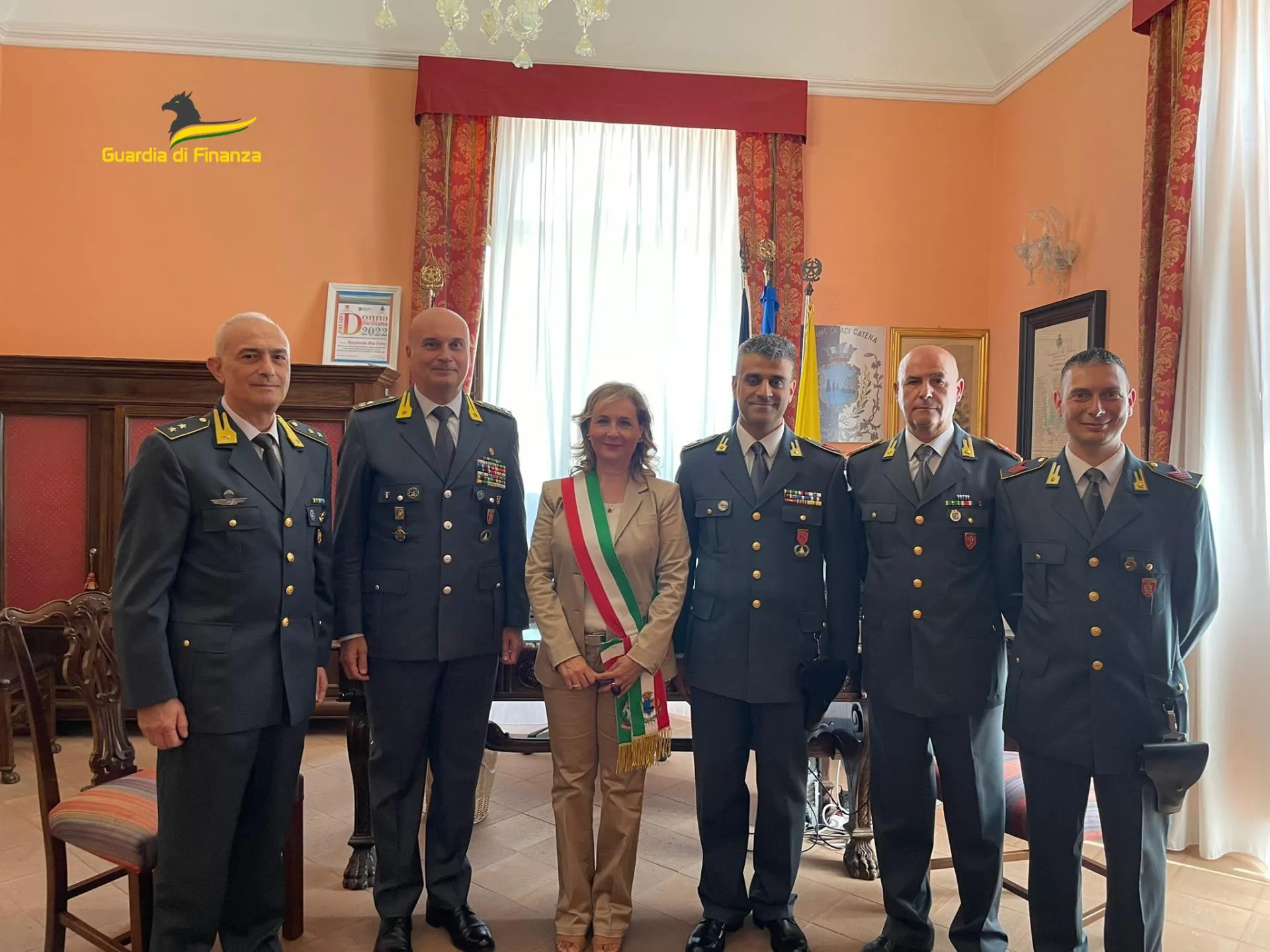 Aci Catena, onorificenza all'appuntato Tringali - Catania News.