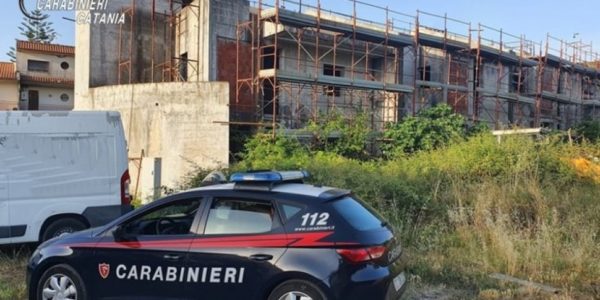 Giarre, pizzo nei cantieri edili ma gli imprenditori denunciano: arrestati due estorsori