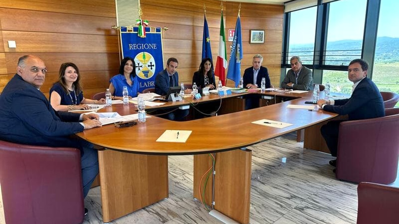 Arrical respited commissioners extended to all Reggio municipalities