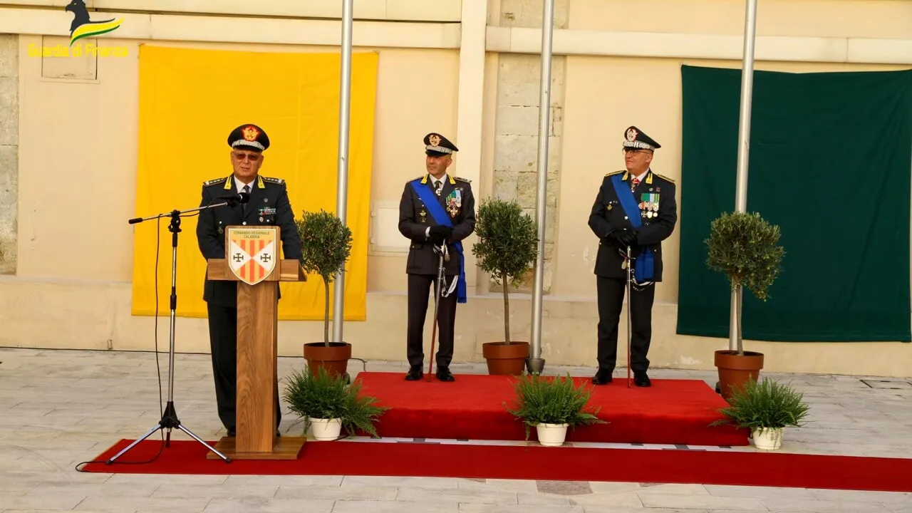 Cambio guida Guardia di finanza Calabria: nuovo generale D'Alfonso.