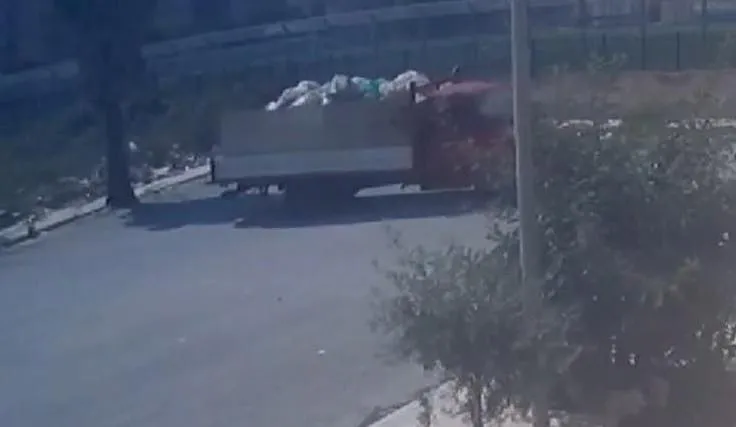 Camion di rifiuti confiscato a Siracusa