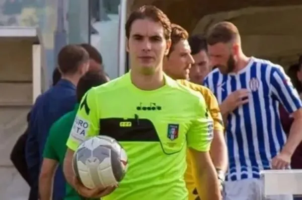 Cosenza-Sudtirol: Santoro di Messina arbitrerà - Tifo Cosenza
