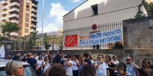 Scade la convenzione Wind-Consorzio Sintesi, la protesta dei lavoratori a Palermo