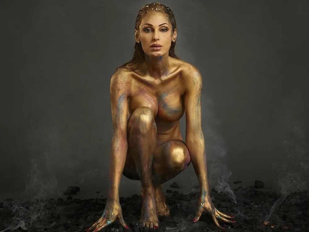Grande attesa per concerto di Anna Tatangelo, tutto pronto