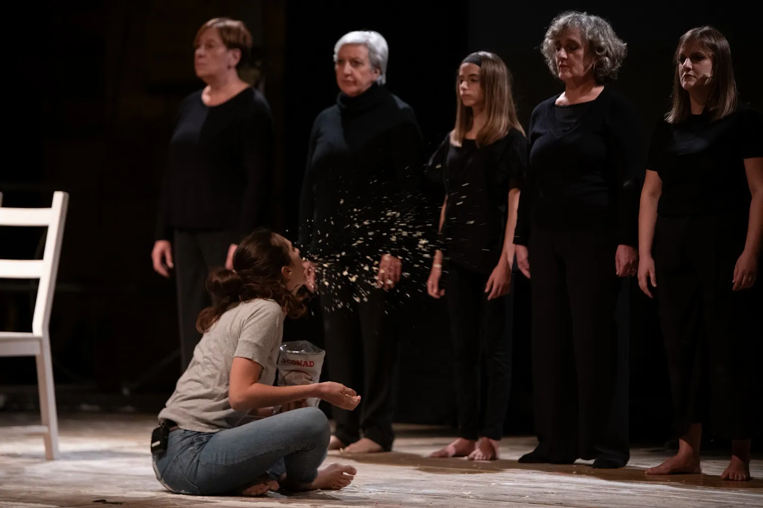 Il pane diventa teatro: il tempo restituito.