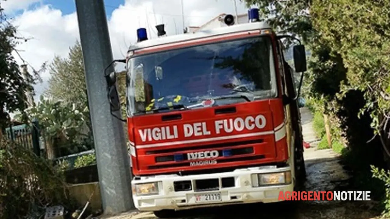 Incendio distrugge terreno tra Cammarata e San Giovanni: Procura indaga