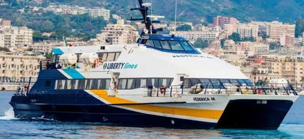 Liberty Lines vende biglietti per Messina/Reggio Calabria