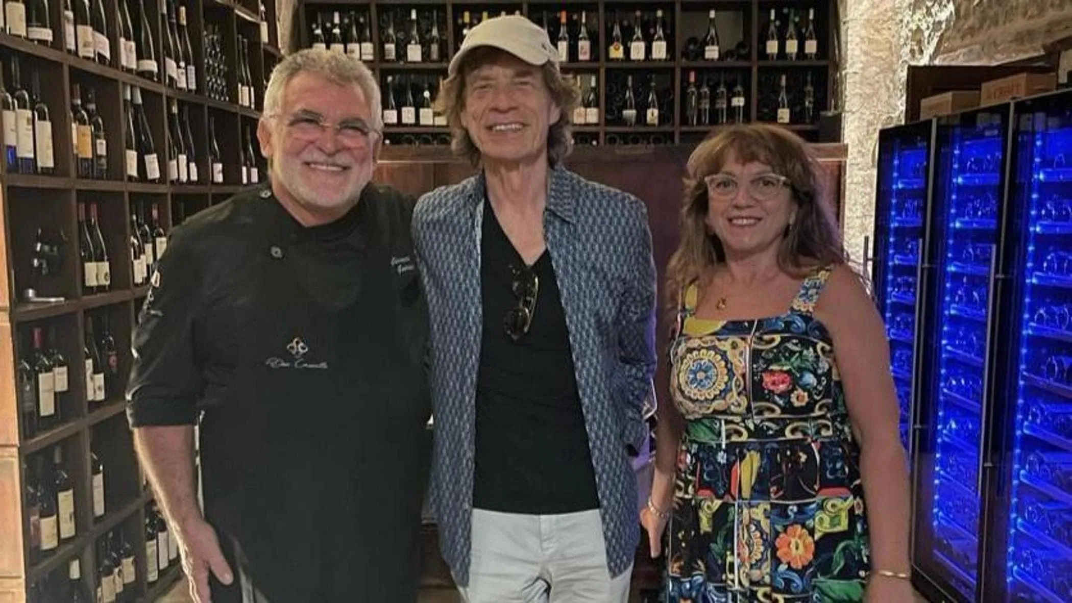 Mick Jagger visita Siracusa e cena nel ristorante di Ortigia con foto.