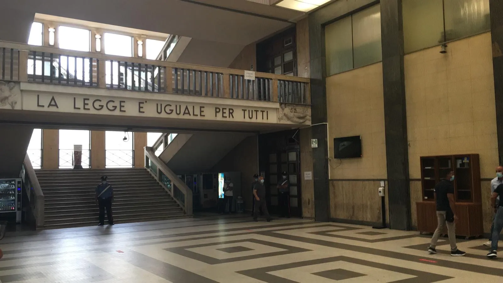 Catania, vittoria ricorsi Uil Fpl per operatori ecologici