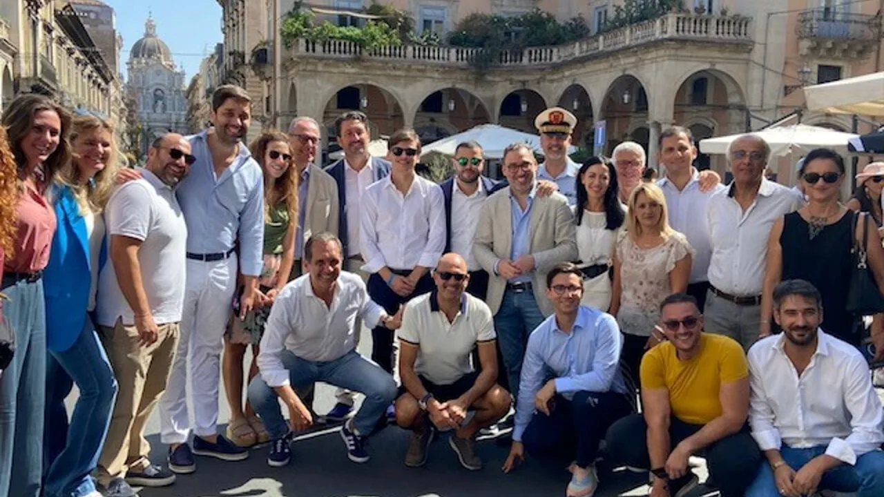 Piazza Mazzini e Capuana (FI) diventano pedonali: città più ordinata.