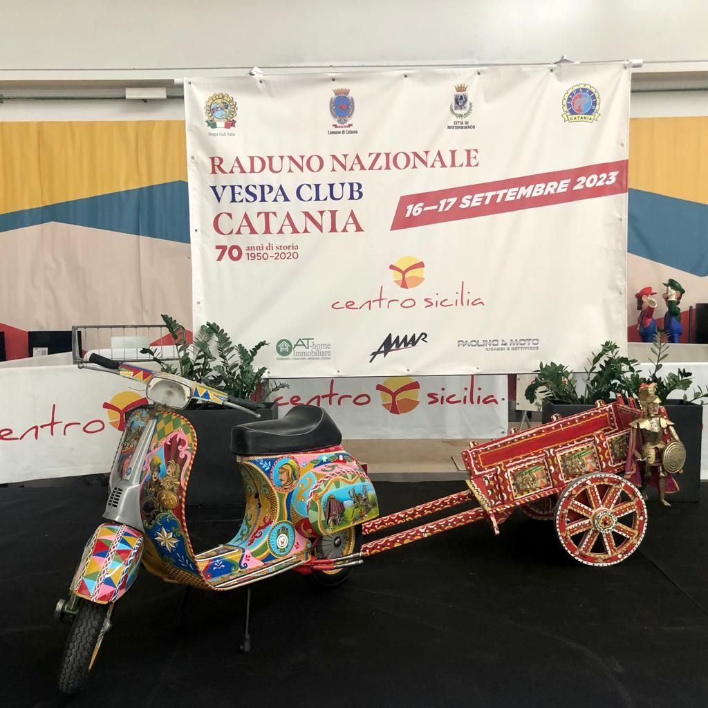 Raduno nazionale della Vespa a Catania, festa per un mito