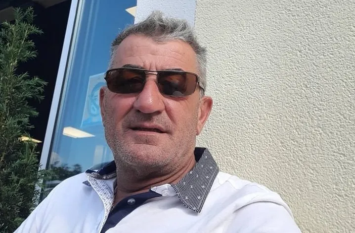 Riassumi questo titolo tra 55 e 66 caratteri Porto Empedocle, operaio muore in un incidente con la moto