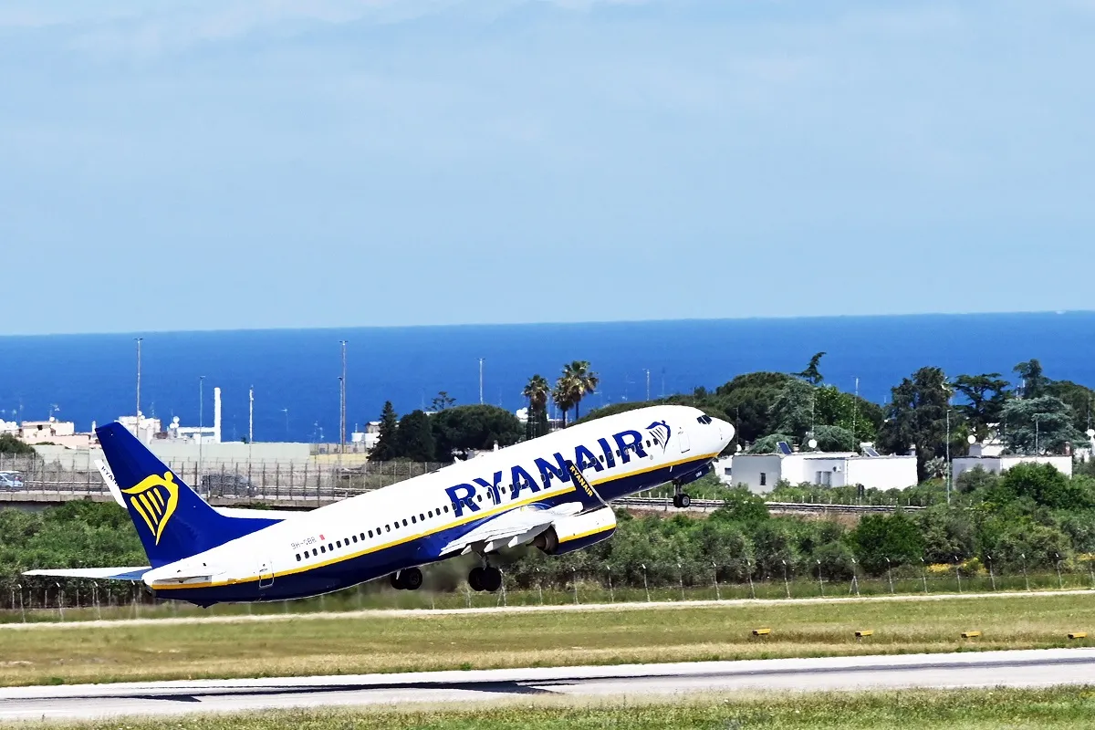 Ritardo di 4 ore sul volo Catania-Bari: richiesta rimborso