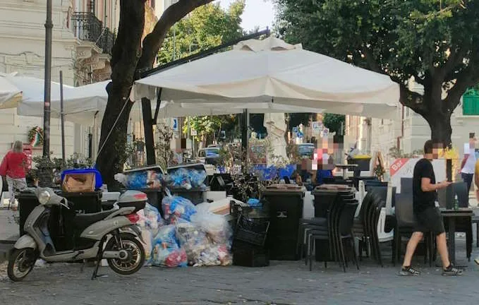 Sindaco Basile chiede un cambiamento nella gestione rifiuti a Messina