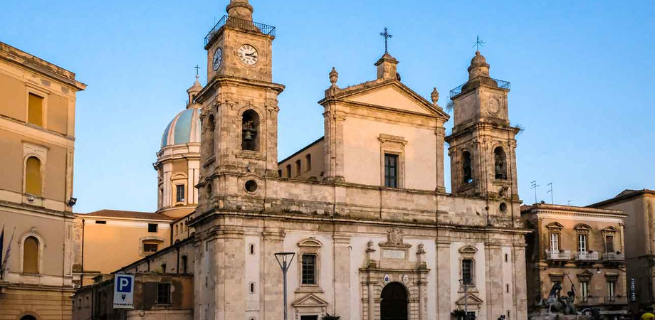 A Caltanissetta tornano "Le Vie dei Tesori": eccezionalmente si potrà salire su uno dei due campanili della Cattedrale