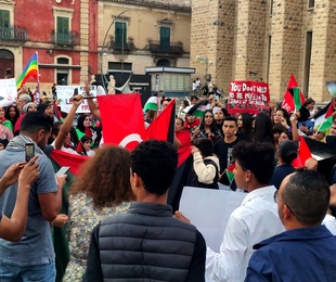 Ragusa manifestazione per fermare il massacro e promuovere la pace