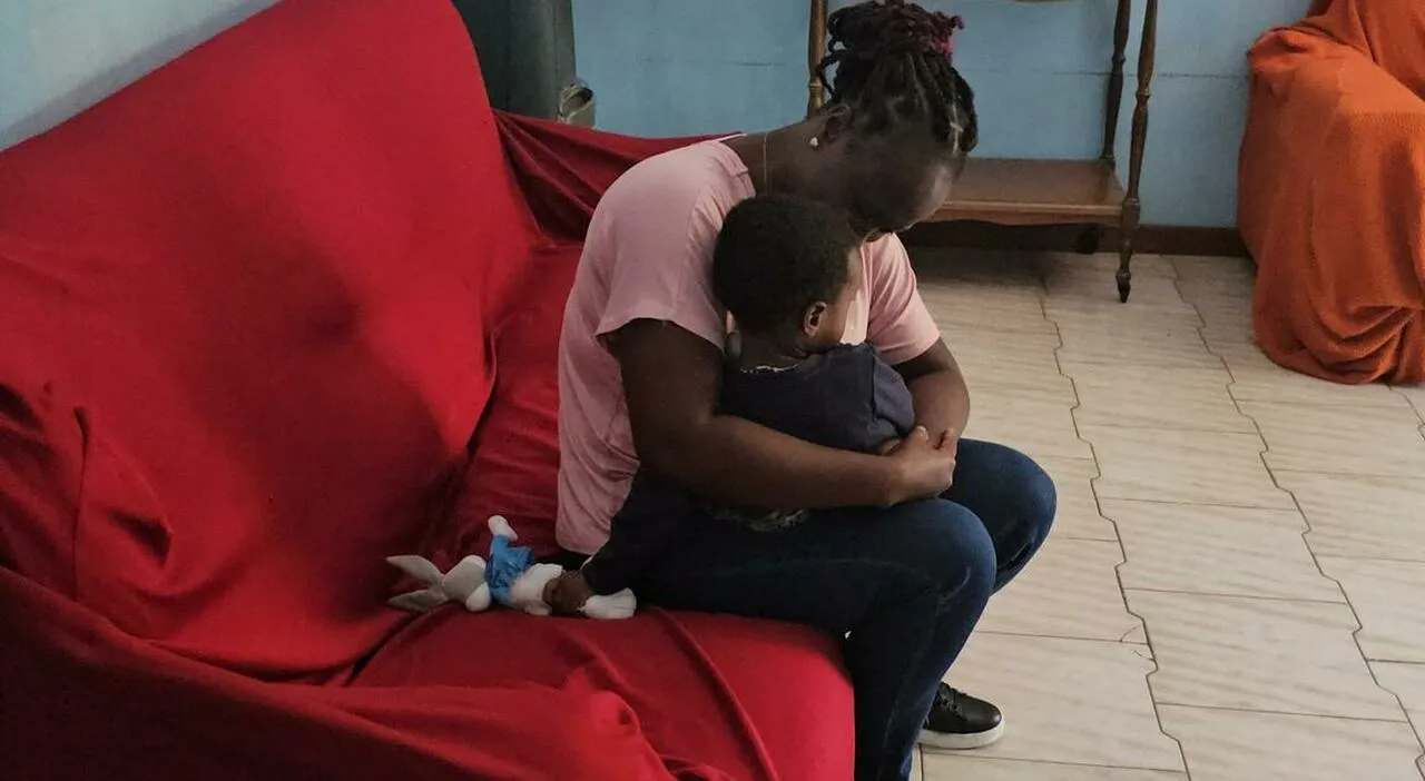 Riunita dopo 11 mesi: madre di Vibonati ritrova figlia a Agrigento.