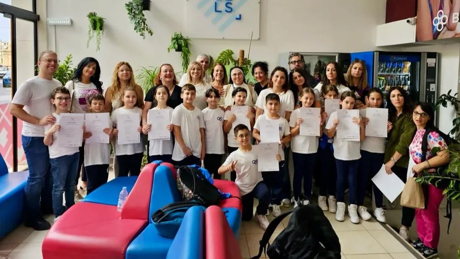 Riassumi questo titolo tra 55 e 66 caratteri Caltanissetta, gli alunni dell'Oasi Cristo Re alla Bels School di Malta - il Fatto Nisseno