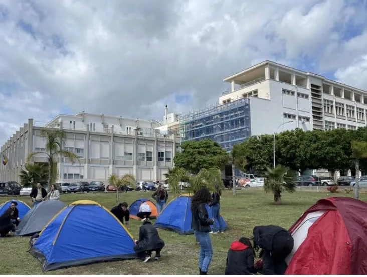 Alloggi studenti in Sicilia: caroti, case vecchie e contratti irregolari. Vita difficile fuorisede.
