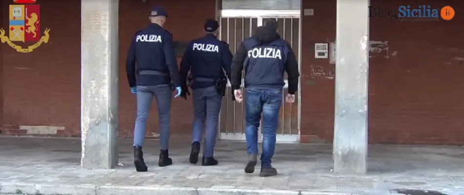 Arrestati rapinatori notturni coinvolti in prelievi bancomat