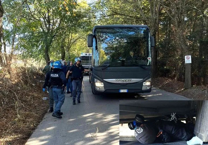 Attivisti bloccano bus con migranti a Caltanissetta: 17 denunciati