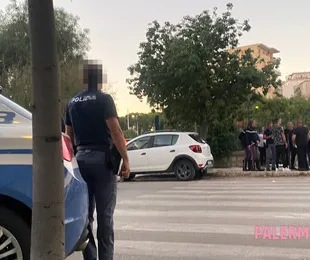 Fuga giovani causa scontro famiglie: 7 volanti polizia Viale Lazio