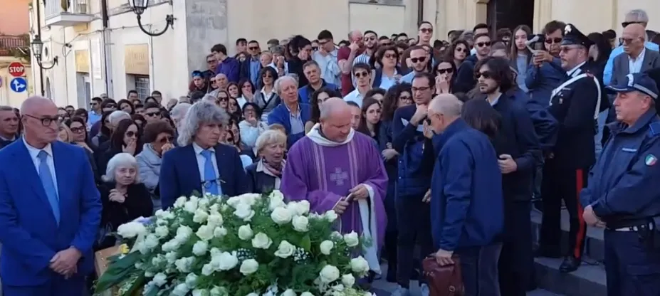 Funerali Chiara, vittima investimento a Catania: lutto in città