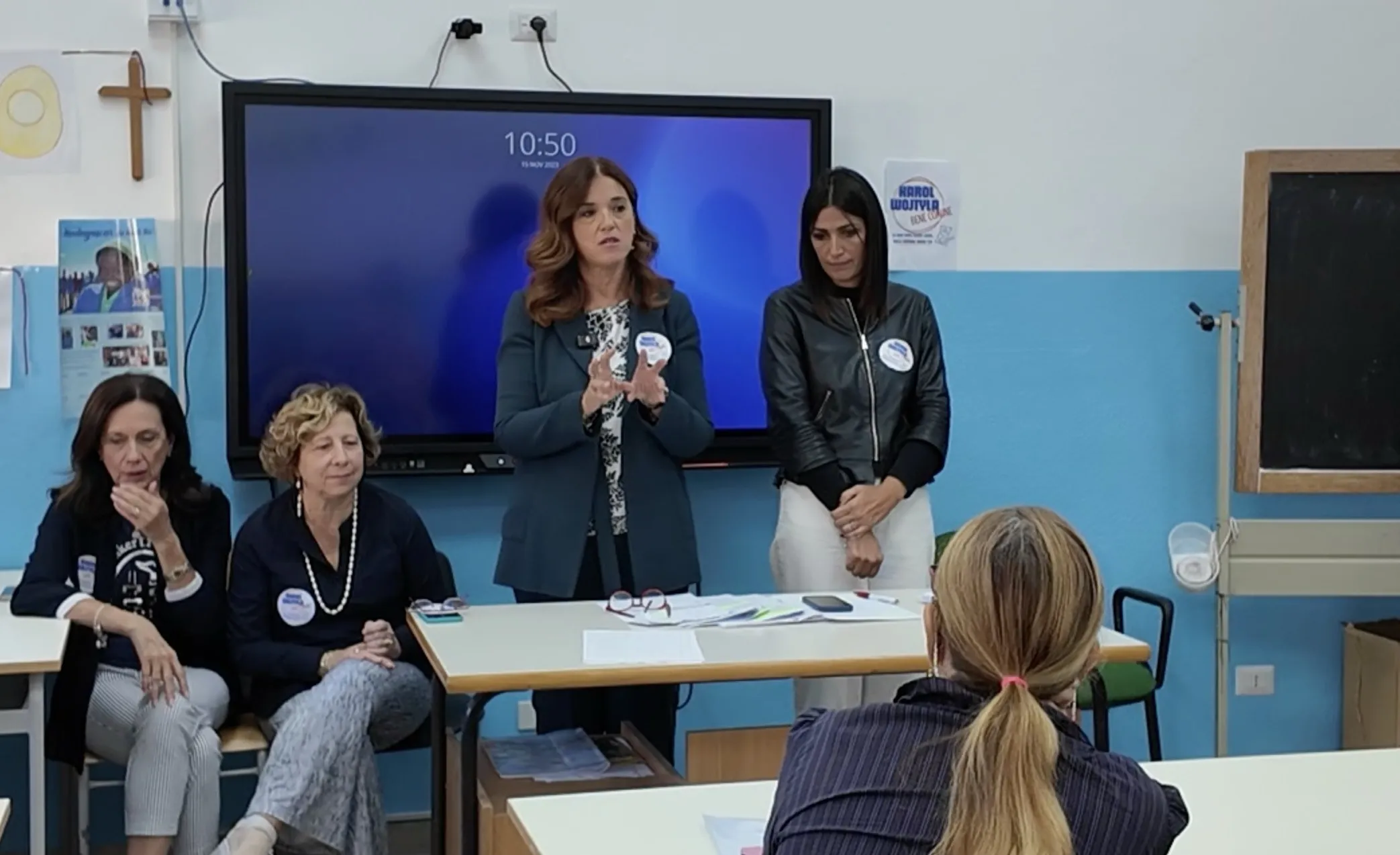 Fusione scolastica a Siracusa: Chindemi e Wojtyla unite, proteste.