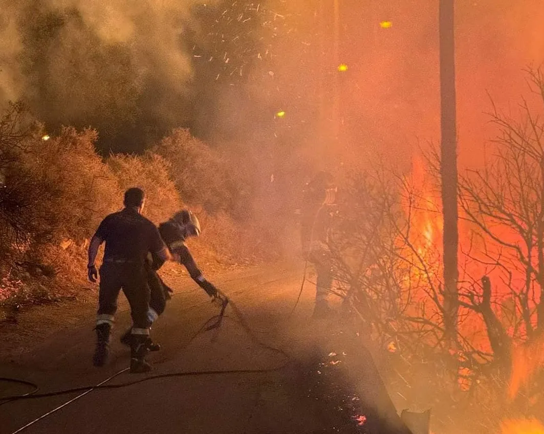Incendio a Petralia Soprana: in fiamme ettari di terreno.