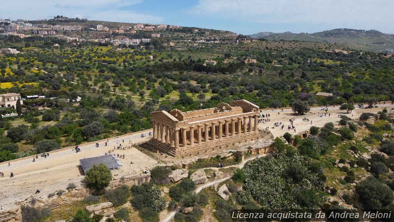 meteo-agrigento:-domani-nuvoloso-con-rovesci,-ventoso-a-tratti,-poi-poco-nuvoloso,-ventoso-a-tratti