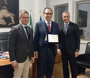 Lassessore Alessandro Aircò con Igor Tullio e Toni Megna