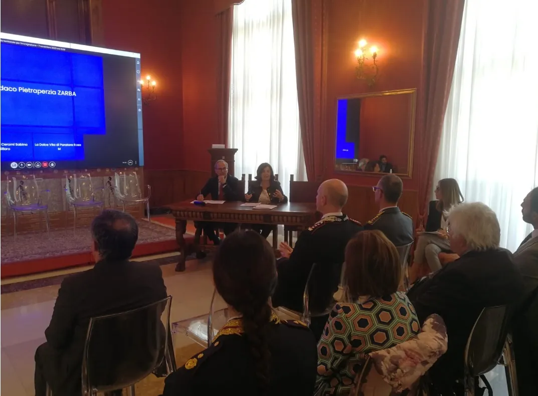 Sensibilizzazione: violenza sulle donne a Enna