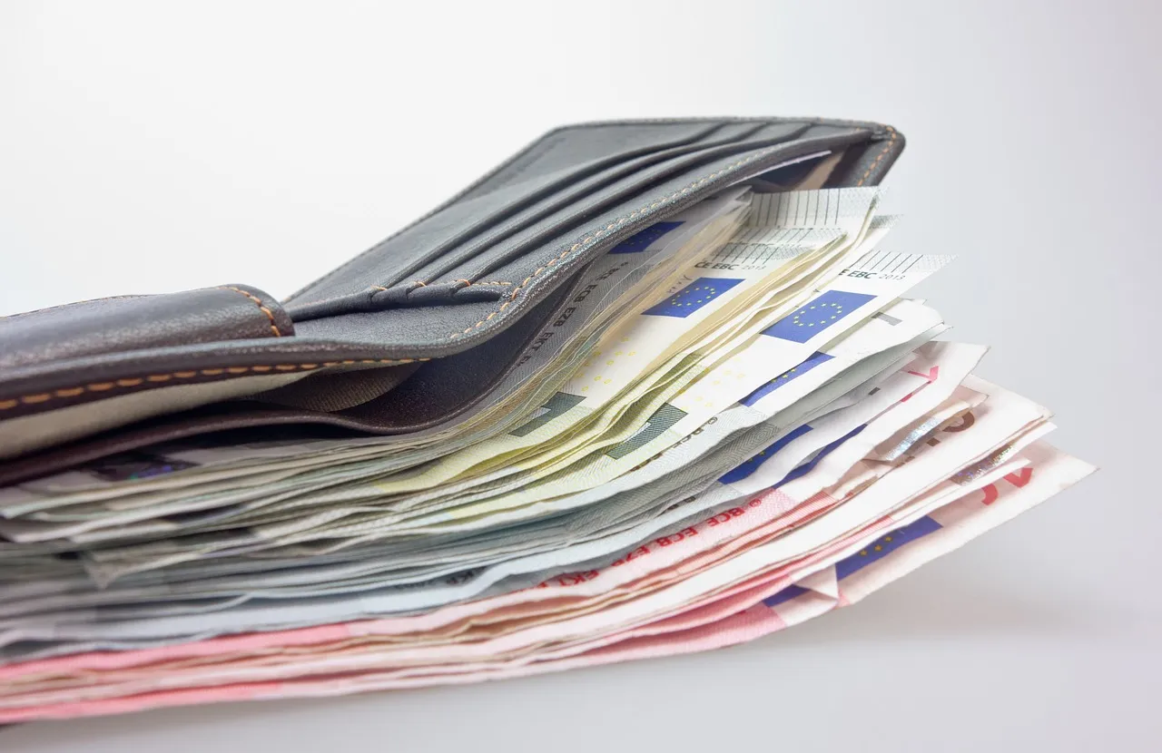 Siracusa, truffa 900mila euro Ue: sette misure cautelari