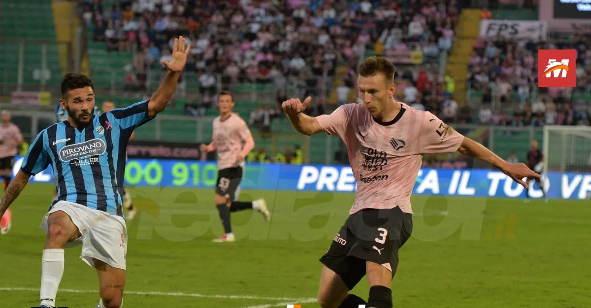 include i nuotatori Palermo, Desplanches e Lund, convocati dalle loro Nazionali per rappresentarle in competizioni internazionali.