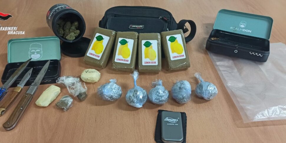 Droga, aveva mezzo chilo di hashish e marijuana a casa: ventottenne arrestato a Villasmundo