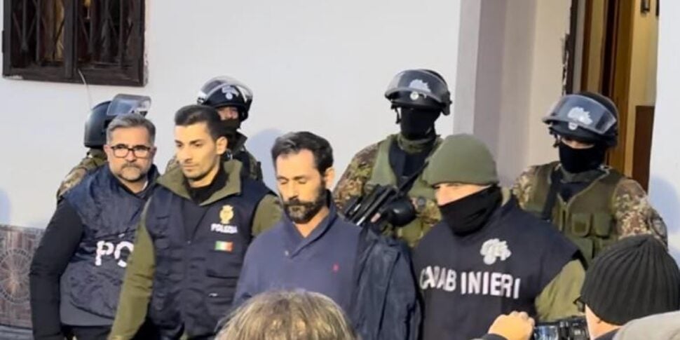 L'arresto dell'omicida di Valguarnera: un minorenne faceva da sentinella nel suo rifugio di Catania