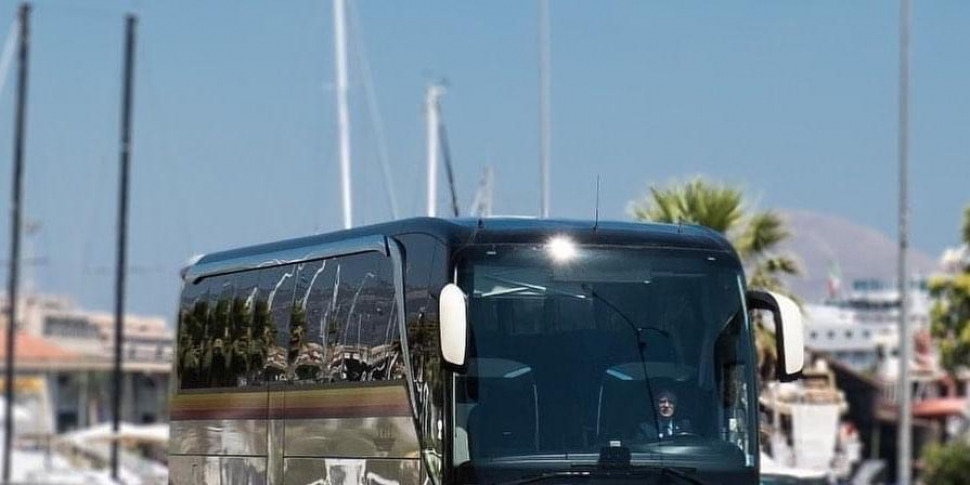 Caro voli, bus gratuito da Milano ad Agrigento per 76 fuorisede: le date, chi può partecipare