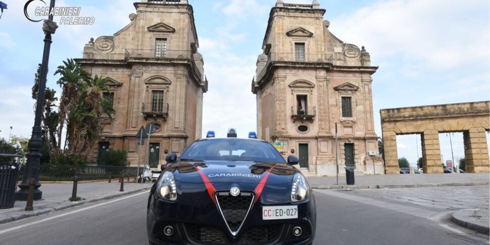 Soldi in cambio di soffiate, carabiniere arrestato a Palermo assieme ad altre 5 persone per corruzione