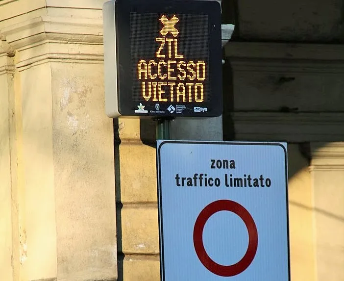 "Furbetti" delle Ztl a Catania: via S. Agata tra i varchi più violati