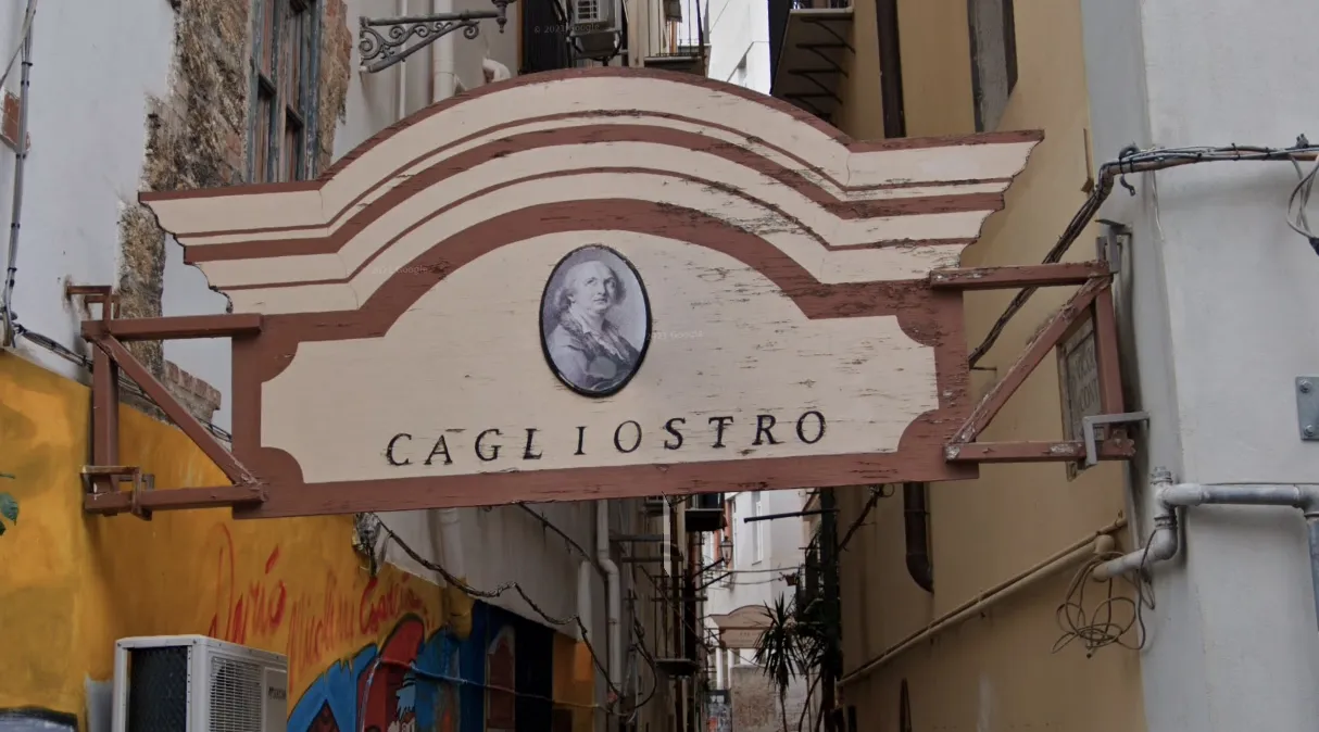 Furto immagine Cagliostro a Ballarò, Palermo