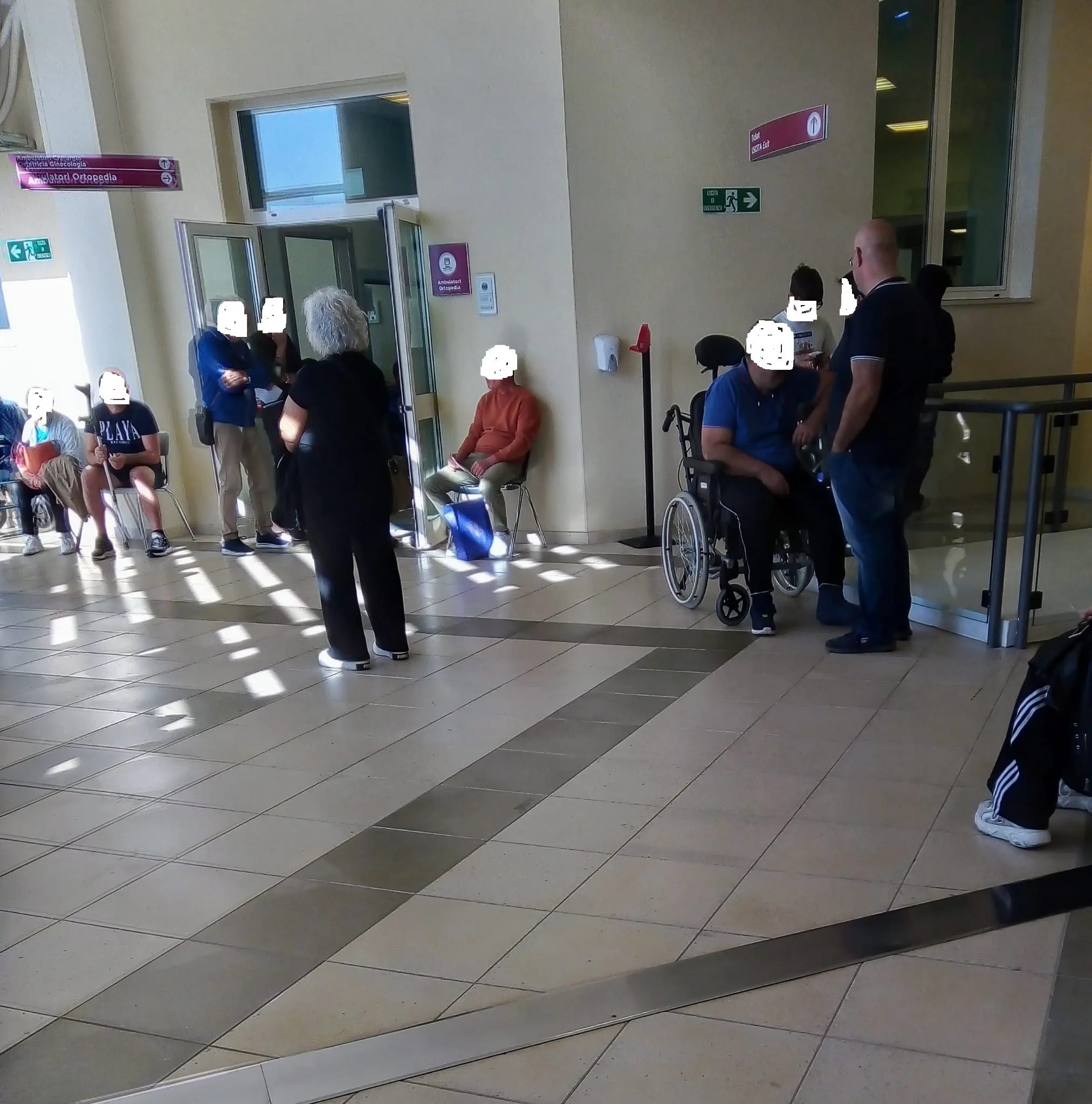 Gravi difficoltà per disabili all'ospedale di Ragusa