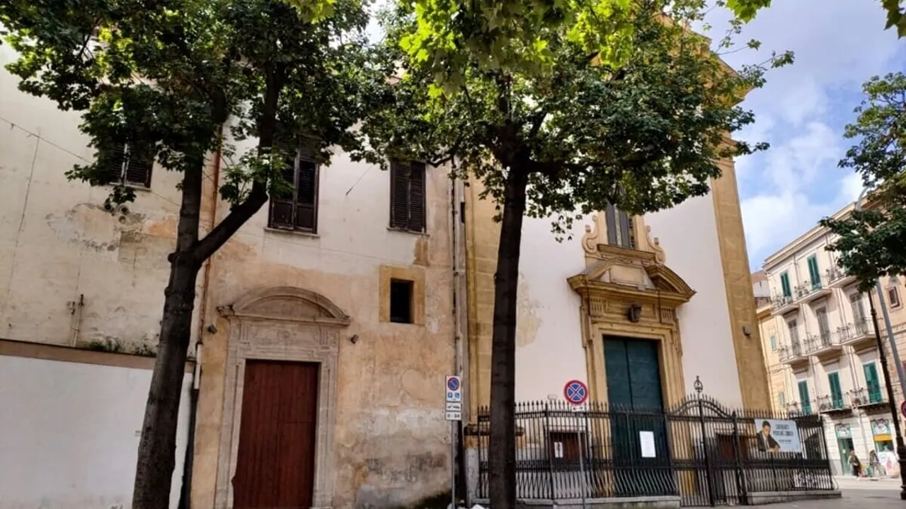 Marciapiede dissestato: Comune dovrà risarcire per caduta