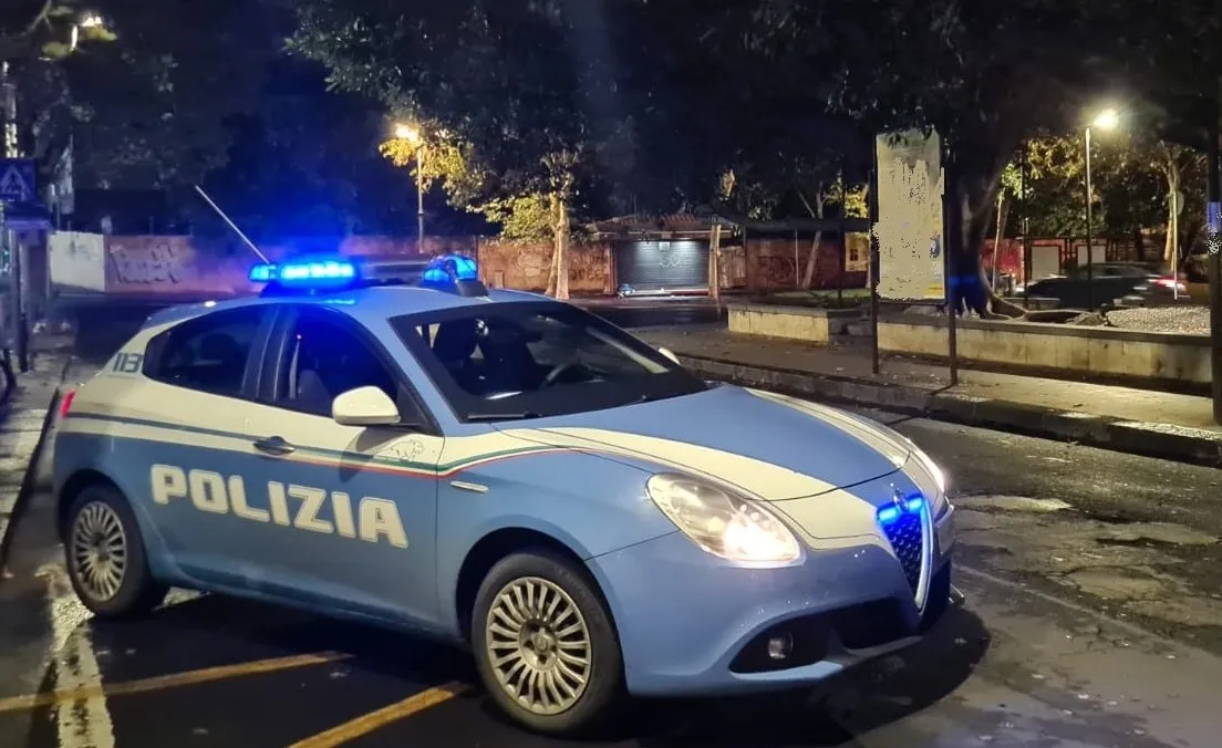 Parcheggiatori abusivi vietati in piazza