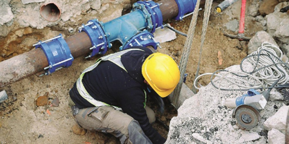 Lavori alla rete idrica, niente acqua per 48 ore in tre comuni della provincia di Enna